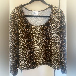 Vixen leopard top